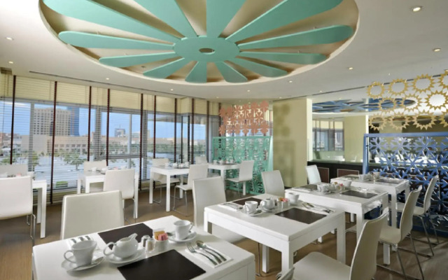 Al Raya Suites