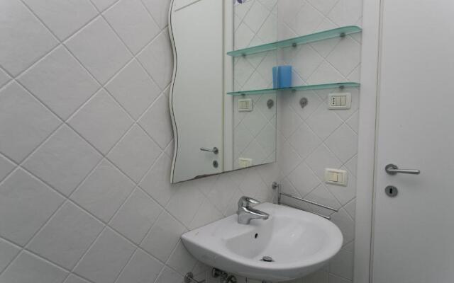 N43 - Numana, bilocale con giardino