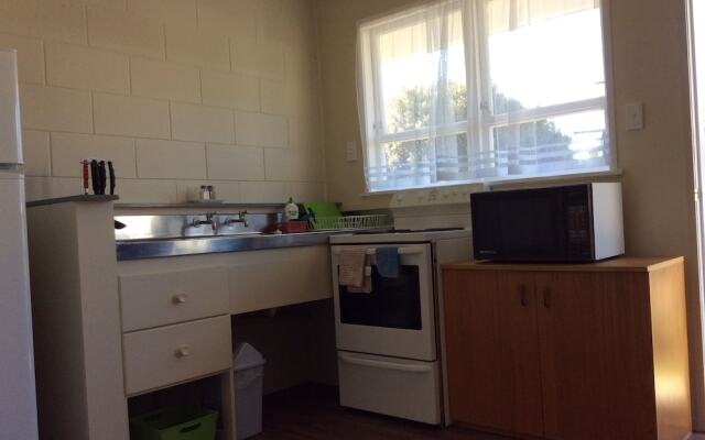 Racecourse Motel Paeroa