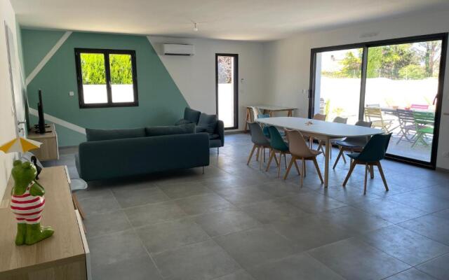 Magnifique villa avec piscine / jacuzzi / brasero