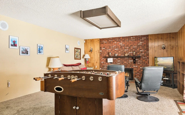 Blue Jay Chalet Unit#5