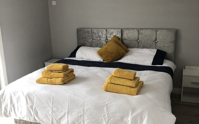 Private Central Apartment Near Kilcullen