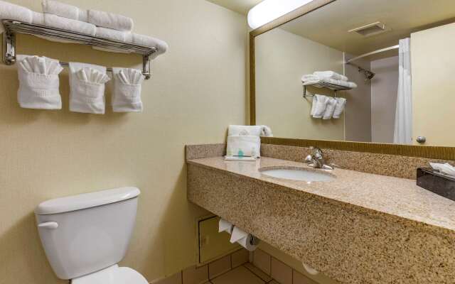 Holiday Inn Fayetteville-I-95 South