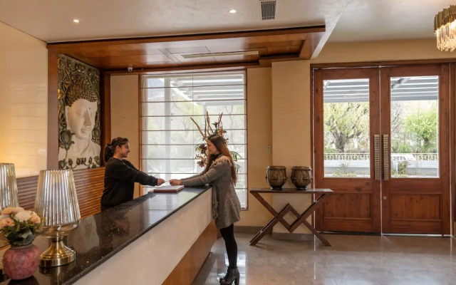 Coral Resort and Spa, Centrally Heated Mountain Side Resort, Manali