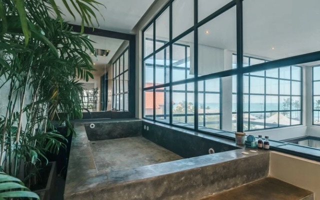 Penthouse Sunset Seabreeze