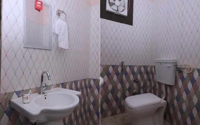 Abhishek Inn by OYO Rooms