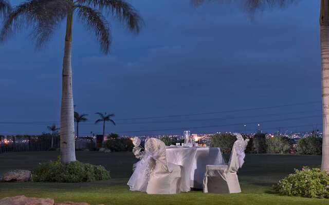 Radisson Blu Hotel & Convention Center, Alexandria