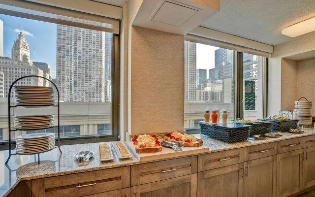 Homewood Suites by Hilton Chicago-Downtown