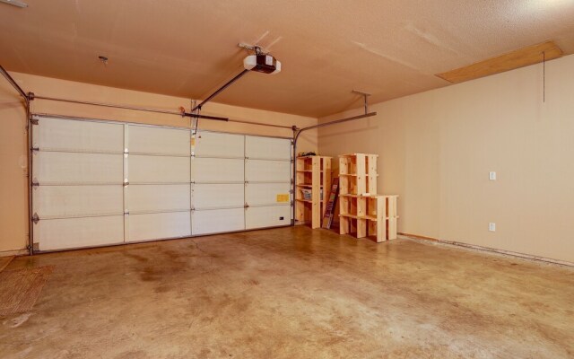 15 Big Leaf 3 Bedroom Home by RedAwning