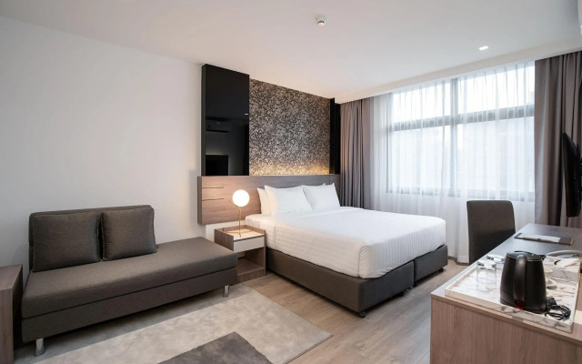 Orion Hotel & Residence