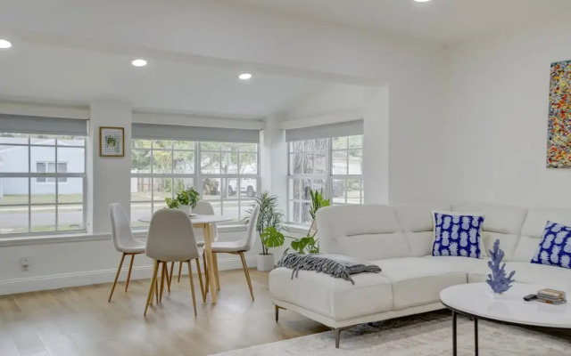 Madrina's Cozy 3BR-1BA Spacious Backyard