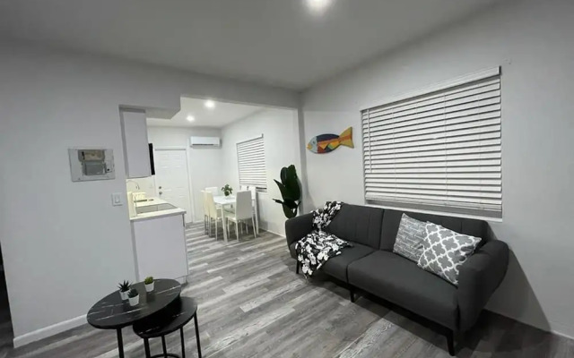 Douglas Rd Apartments