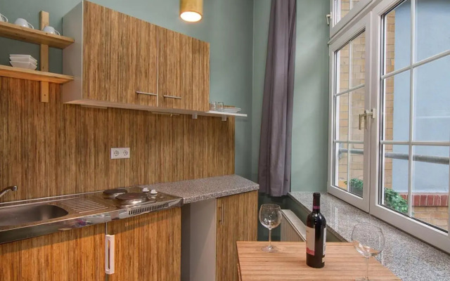 Singer109 Hotel & Hostel