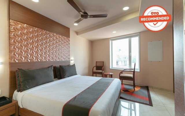 Collection O 50252 Hotel Simran Raghuveer Para