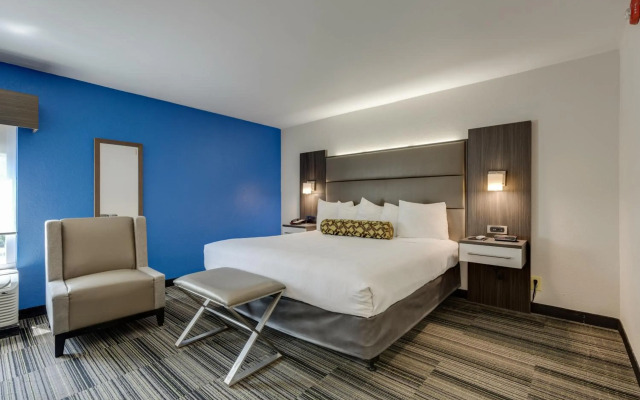 The Alexis Inn & Suites - Nashville Airport