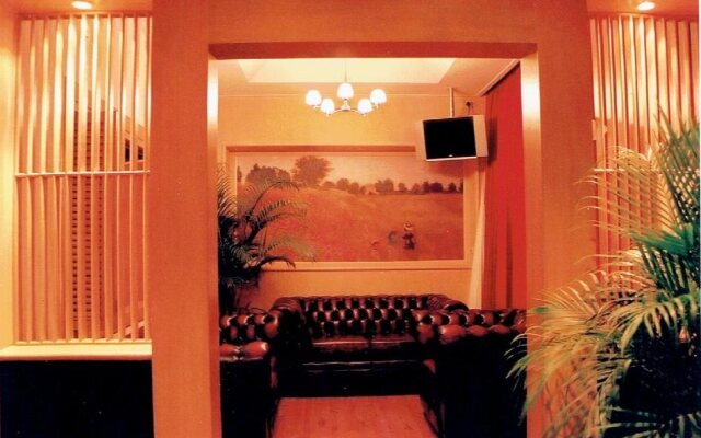 Strand Inn Hotel