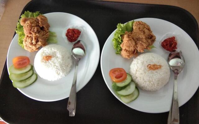 Wisma Lovebird