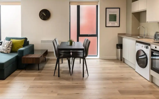 Host Stay Richmond Place 106