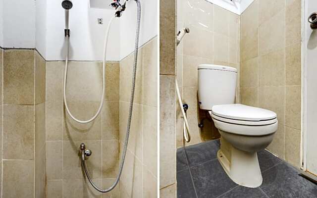 OYO Flagship 90087 Apartment Menara Rungkut 2