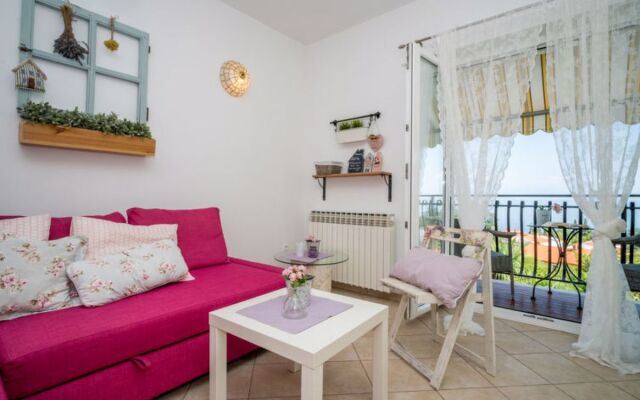 Apartment Marina Montmorillon 22998