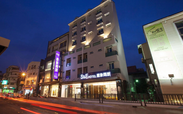 S&E Hotel