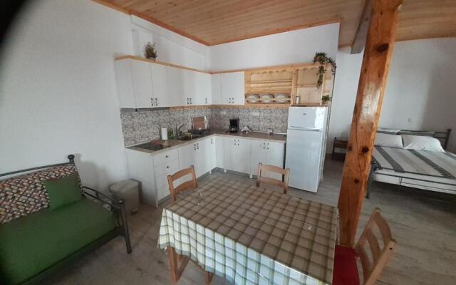 Mama's Home, Kallirachi Village