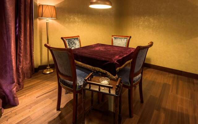 Gusto Hotel