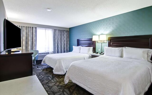 Hampton Inn & Suites by Hilton Calgary-Airport