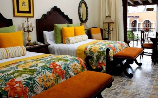 Paradise Family Suite at Cabo San Lucas