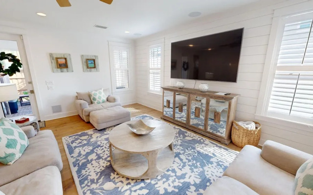 Seaside Serenity 5 Bedroom Home