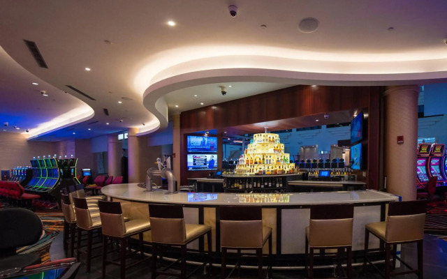 Jake's 58 Casino Hotel - Adult Only
