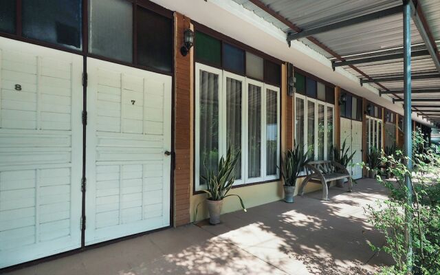 OYO 957 Thai Gallery Home