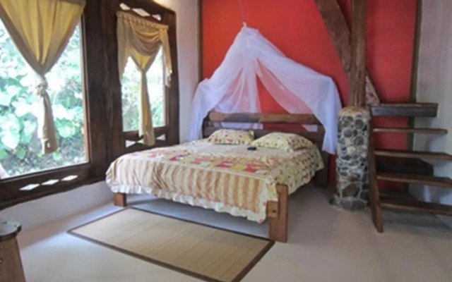 Junia Guesthouse Bukit Lawang