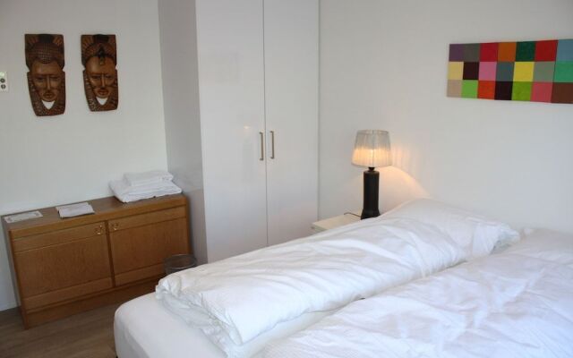 Brekkugata 33 Guesthouse