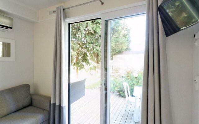 Holiday Home Le Mediterranée - AGL255