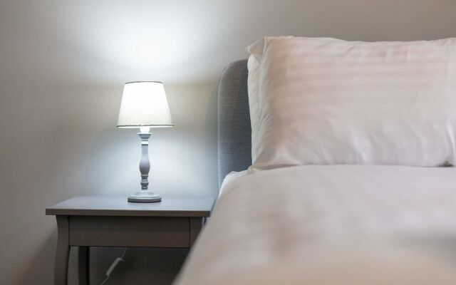 Millbrae Residence - Donnini Apartments