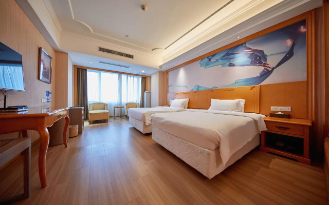 Days Suites Guangzhou South Railway Station