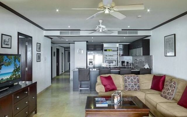 Coral Cove Beachfront Villas