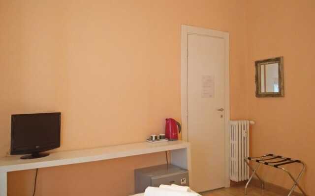 Room in B&B - A Casa Boschi Near Vatican Double Room