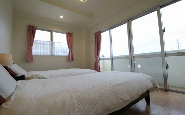 JQ Villa Okinawa Yaka