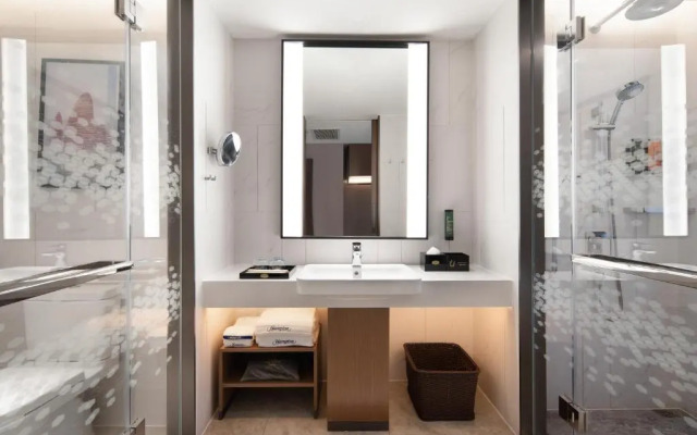 Hampton by Hilton Beijing South Railway Station