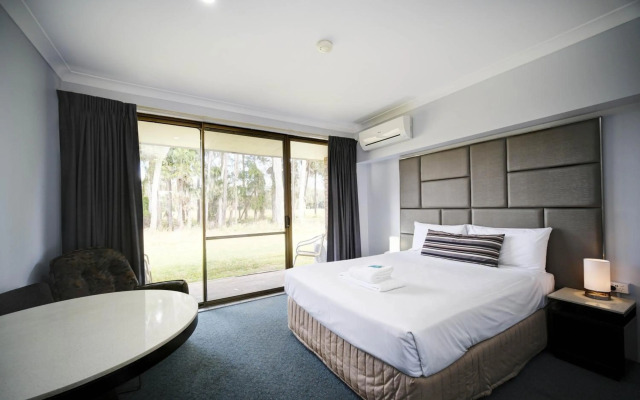 Island Palms Motor Inn