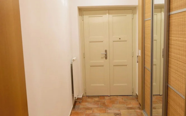 Katerina's Old Town Suite