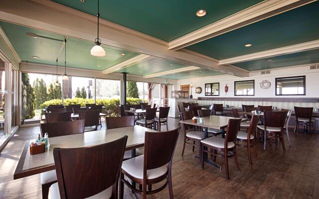 Best Western Edgewater Resort