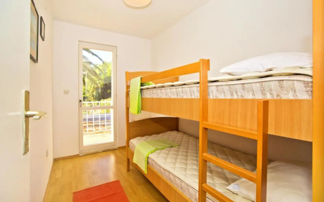 Seaside secluded apartments Cove Tvrdni Dolac, Hvar - 4008