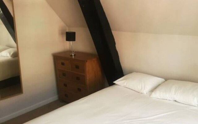 Modern 1 Bedroom Apartment in Central Bristol