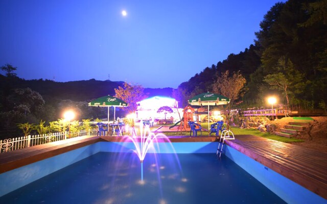 Yangpyeong Lodge House Pension (Pets Friendly)