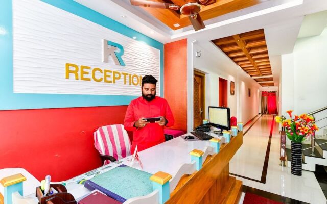 Oyo 37783 Kuwait Residency