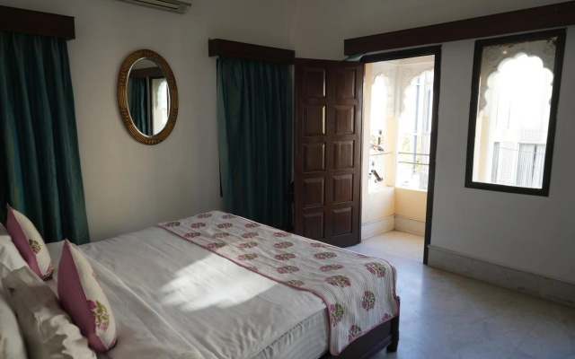 Hotel Amar Kothi – Guest Rooms – Udaipur