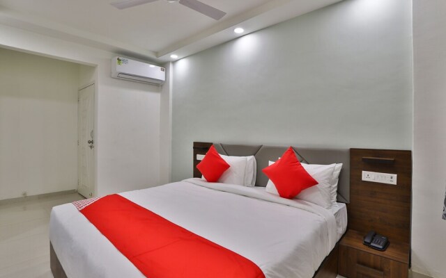 Crystal Service Apartments By OYO Rooms